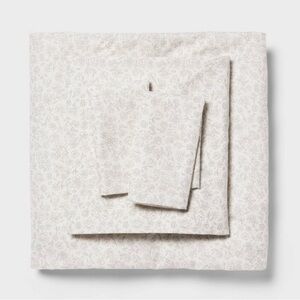 Room Essentials Gray Ditsy Floral Queen Sheet Set 4pcs